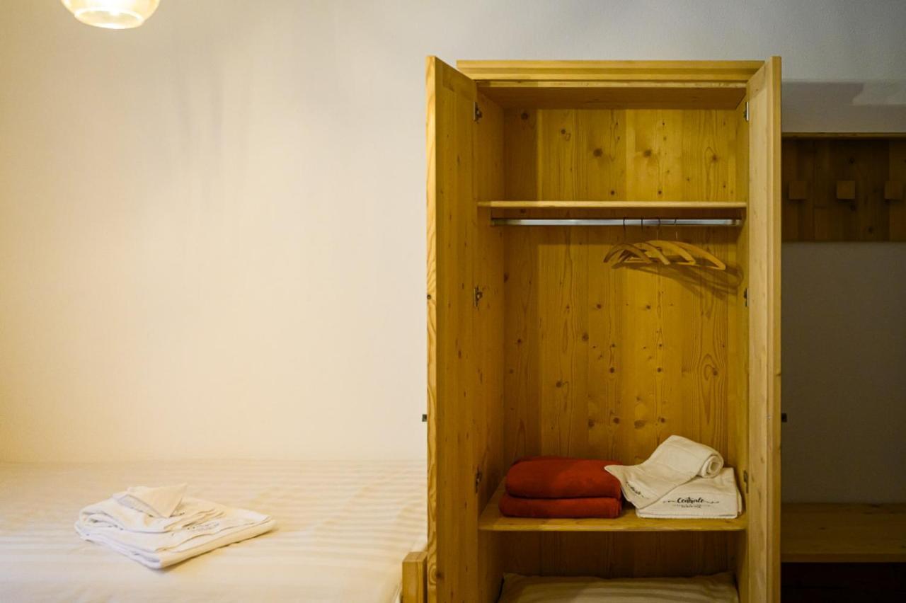 Hotel Centrale, Typically Swiss Poschiavo Exterior photo
